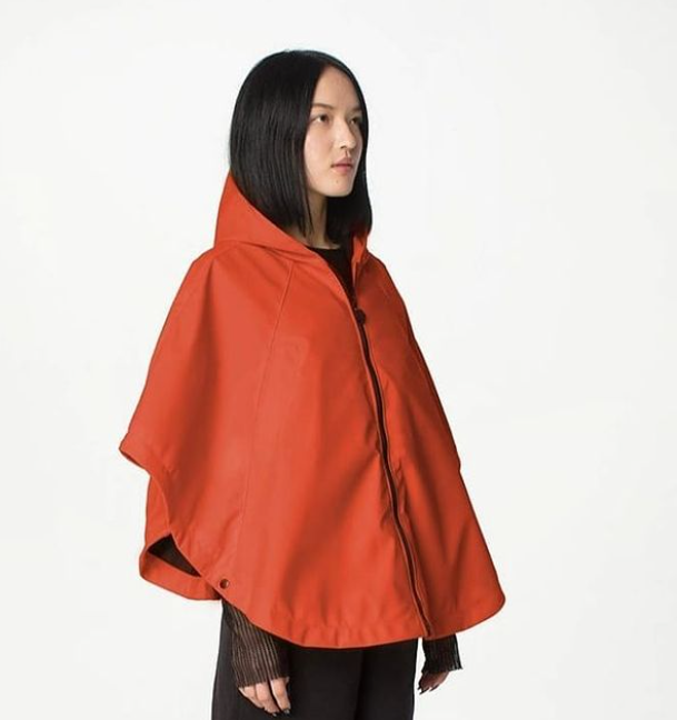 Gummy Red - Capehood - Cape with Backpack Waterproof